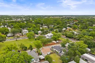 1909 College Row, Austin, TX 78702 - Photo 33