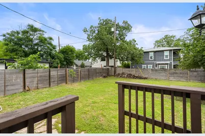 1909 College Row, Austin, TX 78702 - Photo 27