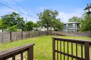 1909 College Row, Austin, TX 78702 - Photo 27