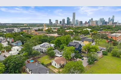 1909 College Row, Austin, TX 78702 - Photo 1