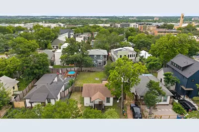 1909 College Row, Austin, TX 78702 - Photo 3