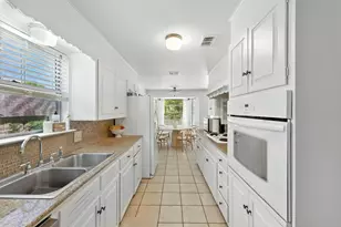 2500 Deerfoot Trail, Austin, TX 78704 - Photo 11