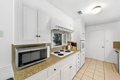 2500 Deerfoot Trail, Austin, TX 78704 - Photo 9