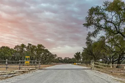 1422-17 Rm 2766, Johnson City, TX 78636 - Photo 5