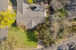 8713 Azalea Trail, Austin, TX 78759 - Photo 11