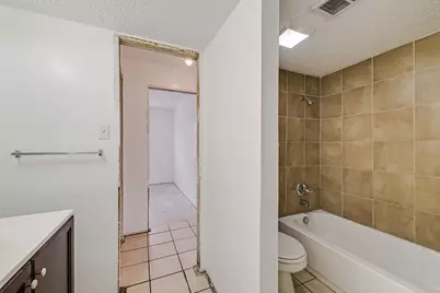 2111 Oak Motte Lane, Austin, TX 78744 - Photo 19
