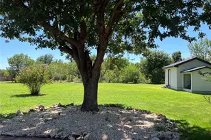 117 Cotton Rows Ln, Taylor, TX 76574 - Photo 17