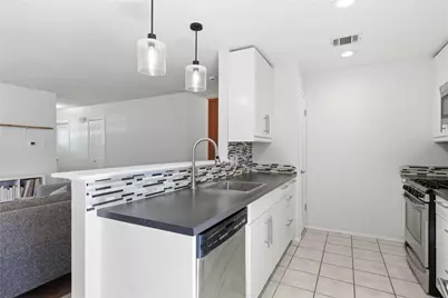 6401 Capriola Drive, Austin, TX 78745 - Photo 11