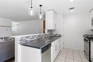 6401 Capriola Dr, Austin, TX 78745 - Photo 11