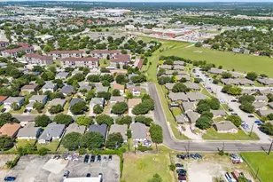 1303 Sunflower Ln, San Marcos, TX 78666 - Photo 37