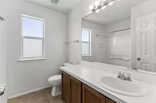 1303 Sunflower Ln, San Marcos, TX 78666 - Photo 5