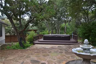 611 Rolling Green Dr, Lakeway, TX 78734 - Photo 27