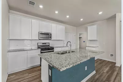 221 Longmount Cove, Liberty Hill, TX 78642 - Photo 15