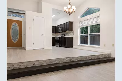 5611 Meadow Crest, Austin, TX 78744 - Photo 7