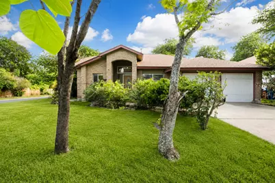 5611 Meadow Crest, Austin, TX 78744 - Photo 1