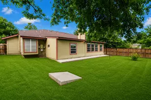 5611 Meadow Crest, Austin, TX 78744 - Photo 27