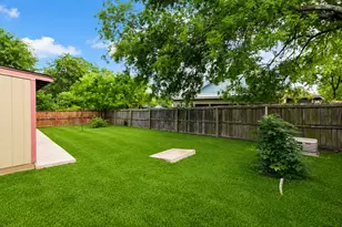 5611 Meadow Crest, Austin, TX 78744 - Photo 25
