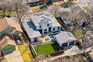 1004 Maufrais St, Austin, TX 78703 - Photo 31