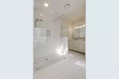 21604 Arrowhead Point, Lago Vista, TX 78645 - Photo 23