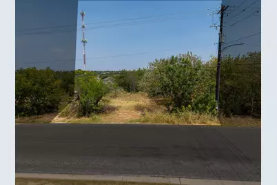 707 E 2nd Street, Georgetown, TX 78626 - Photo 5