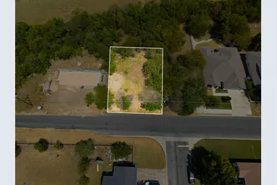 707 E 2nd Street, Georgetown, TX 78626 - Photo 9