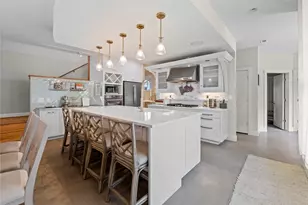 1706 W 10th St, Austin, TX 78703 - Photo 9