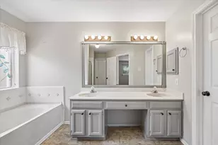 4619 Monaco Ln, Pasadena, TX 77505 - Photo 17