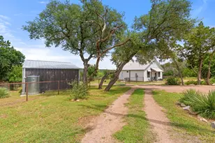 505 Broken Arrow Dr, Spicewood, TX 78669 - Photo 3