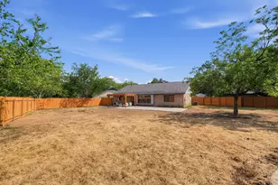 6304 Cannes Cir, Austin, TX 78745 - Photo 25