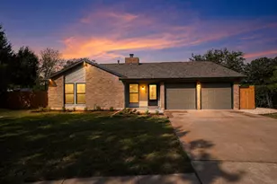 6304 Cannes Cir, Austin, TX 78745 - Photo 23