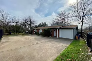 2003 Patton Ln, Austin, TX 78723 - Photo 3