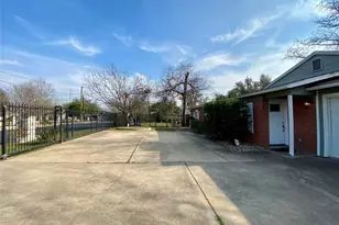 2003 Patton Ln, Austin, TX 78723 - Photo 39