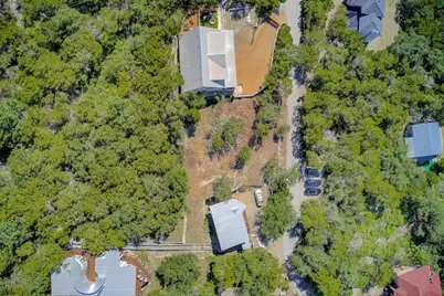 13908 Skyline Drive, Austin, TX 78732 - Photo 11