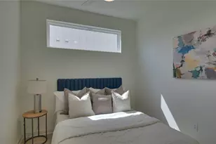 7208 Providence Ave, Austin, TX 78752 - Photo 11