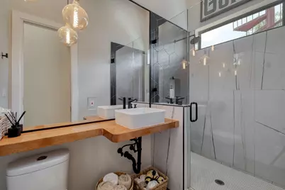 1904 E 16th Street #2, Austin, TX 78702 - Photo 15