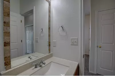 1102 E 3rd Street, Georgetown, TX 78626 - Photo 23