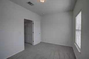1102 E 3rd St, Georgetown, TX 78626 - Photo 17