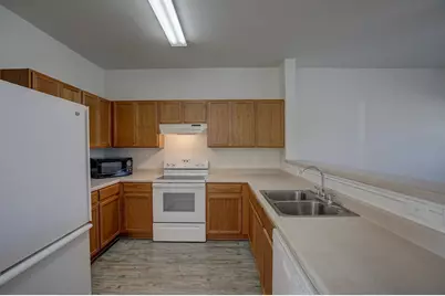 1102 E 3rd Street, Georgetown, TX 78626 - Photo 9