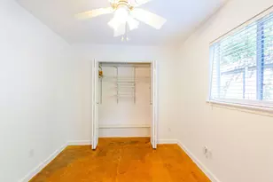 2302 E Side Dr, Austin, TX 78704 - Photo 9