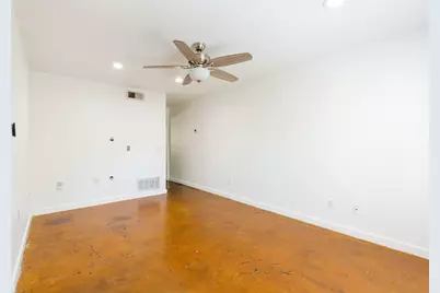 2302 E Side Drive #11, Austin, TX 78704 - Photo 17