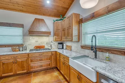 5020 County Road 252, Bertram, TX 78605 - Photo 9