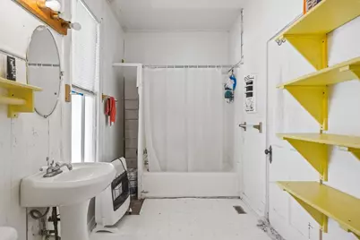 606 W Bell Avenue, Rockdale, TX 76567 - Photo 13