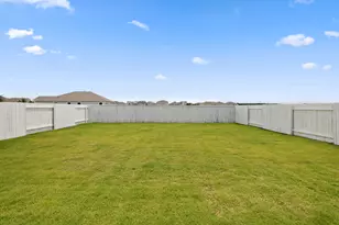2460 Winding Creek Rd, Kyle, TX 78640 - Photo 19