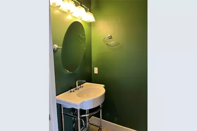 2024 E 2nd Street #B, Austin, TX 78702 - Photo 5