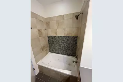 2024 E 2nd Street #B, Austin, TX 78702 - Photo 17