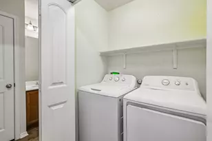 13637 Abraham Lincoln St, Manor, TX 78653 - Photo 21