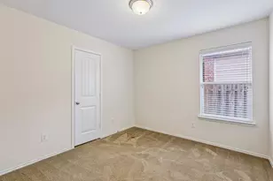 13637 Abraham Lincoln St, Manor, TX 78653 - Photo 21