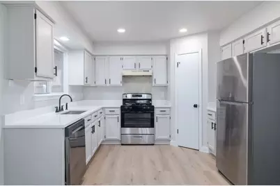 12116 Mosley Lane, Austin, TX 78727 - Photo 9