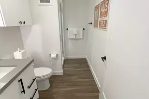 49 Navasota St, Austin, TX 78702 - Photo 9