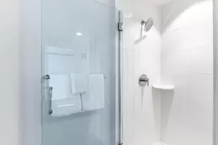 49 Navasota St, Austin, TX 78702 - Photo 11